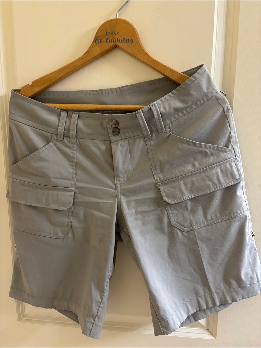 KOPPEN Light Gray Women's Cargo Shorts